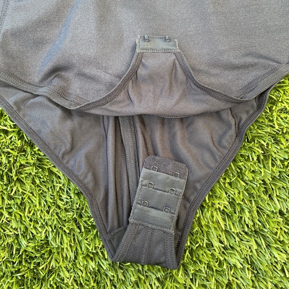 Shapewear - Picture 6 of 13